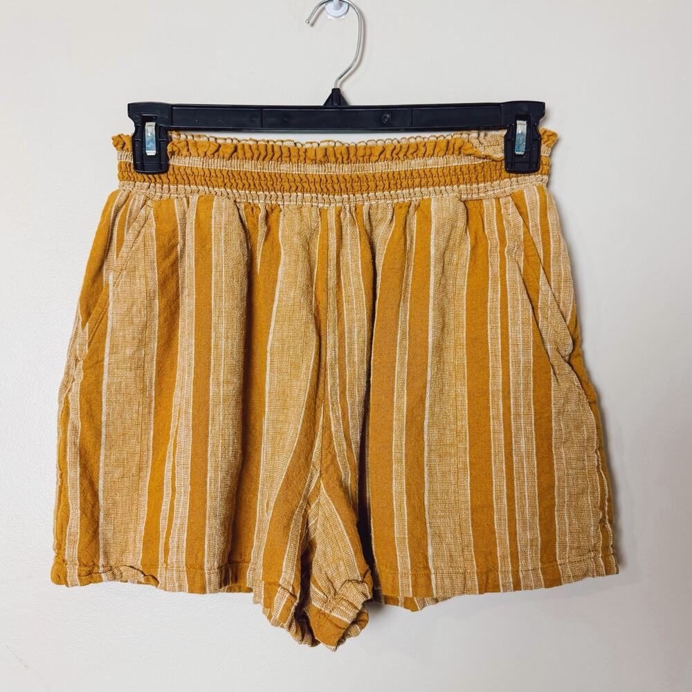 SOLD DO NOT PURCHASE Universal Thread NWT Yellow Linen Blend Shorts Medium
